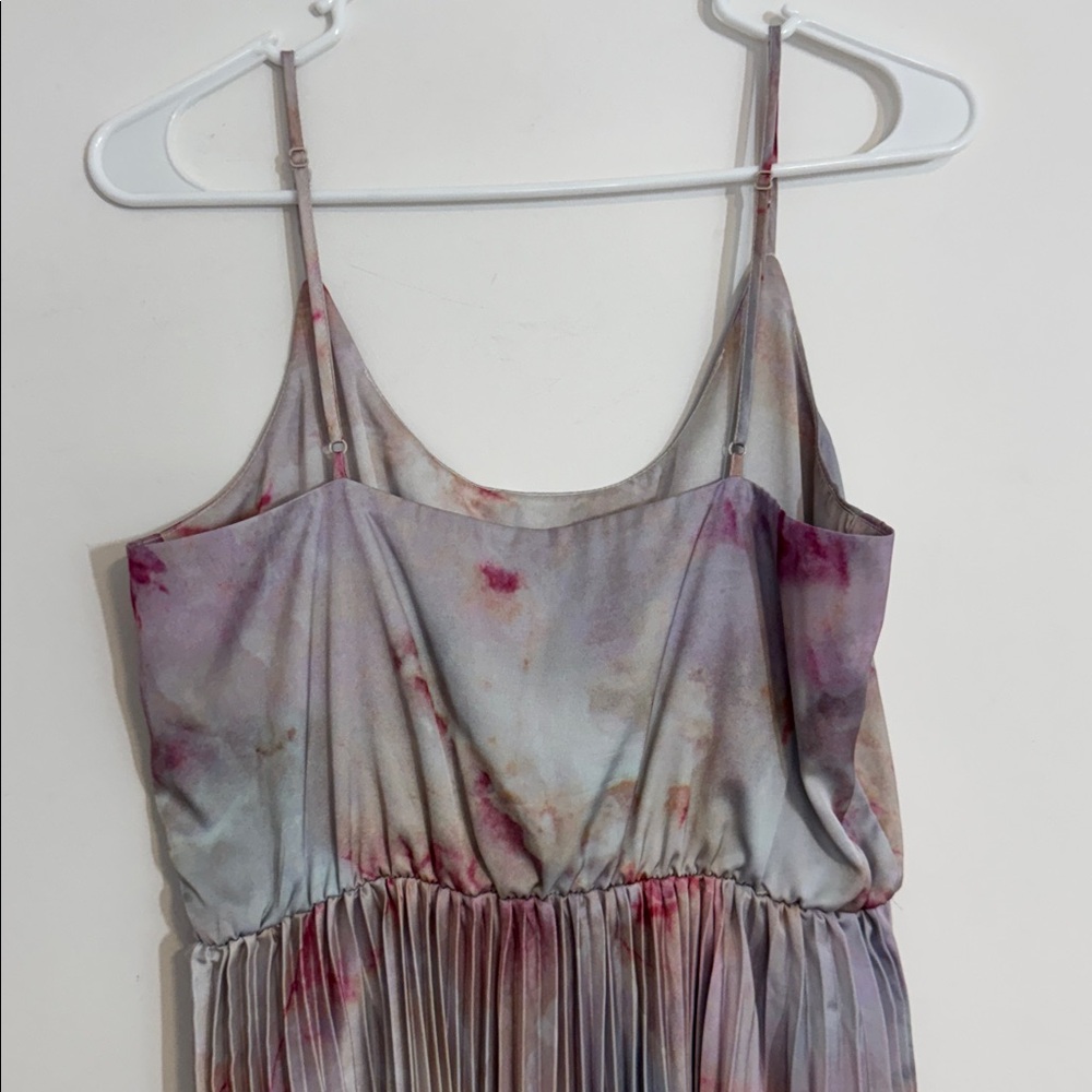 Steve Madden Marilyn Rose Pink Pleated Midi Satin Tie Dye Dress Women’s Medium - Picture 5 of 7